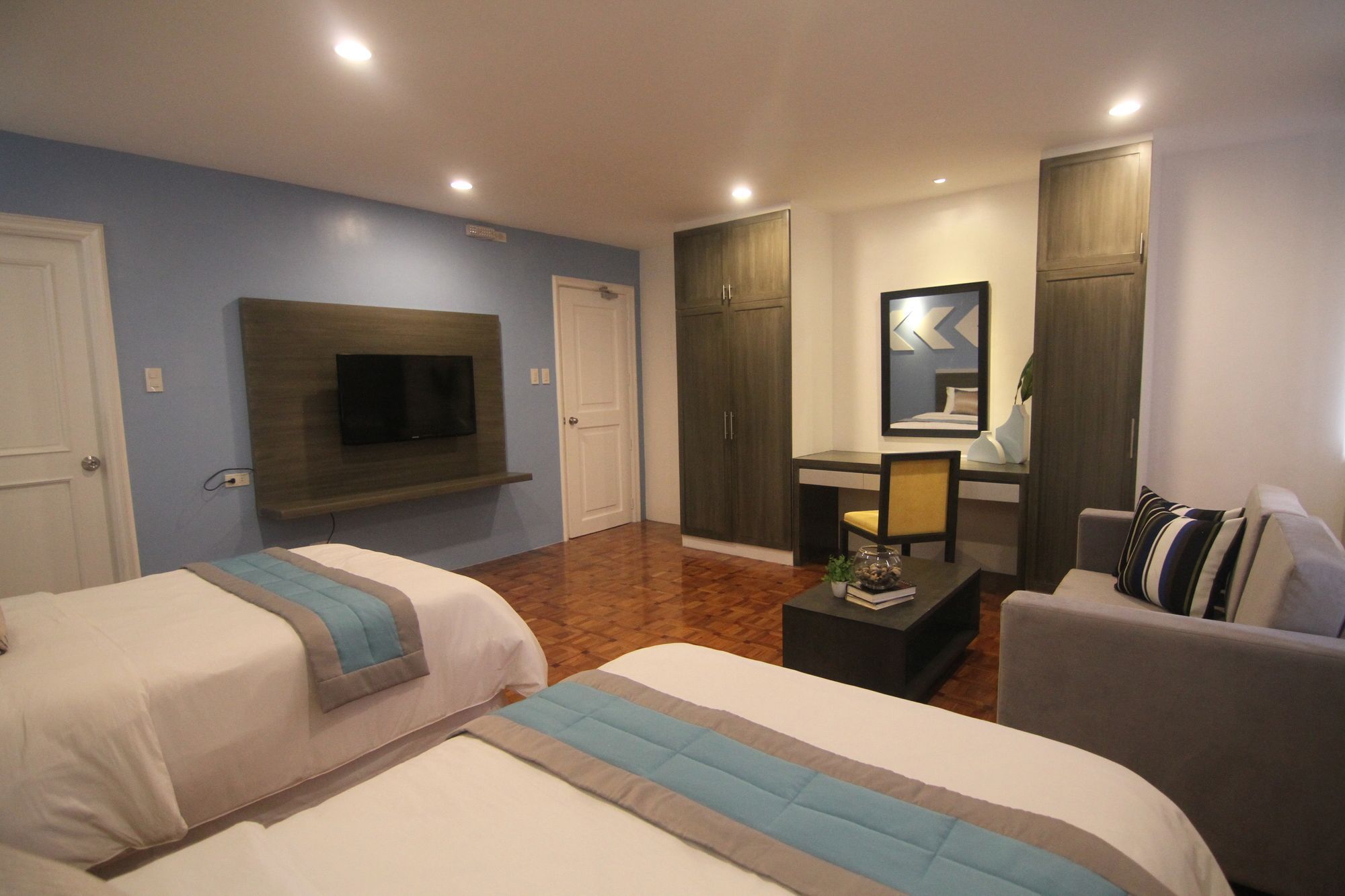 Reddoorz Plus @ Casino Street Makati Makati City Exterior photo