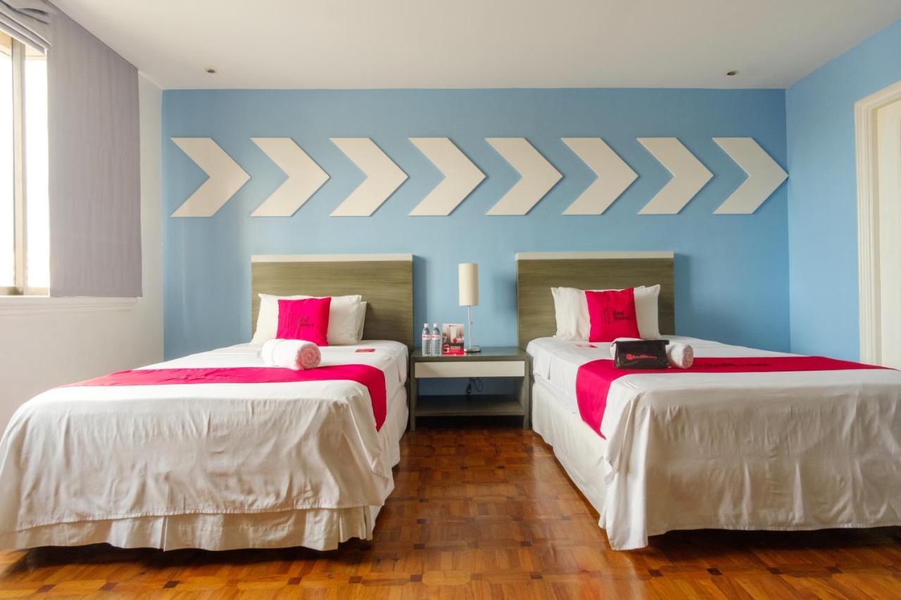 Reddoorz Plus @ Casino Street Makati Makati City Exterior photo